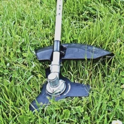 Débroussailleuse électrique 1400W Hyundai HDCBE1400 11 Débroussailleuse électrique 1400W Hyundai HDCBE1400 -Promos Jardin Noble Magasin 10753010 5