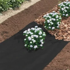 Feutre Toile De Paillage 1M X 30M Noir -Promos Jardin Noble Magasin 11031766 3