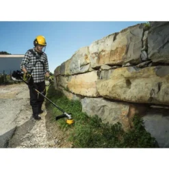 McCULLOCH Débrousailleuse Thermique B33B - 33cm3 / 900W / Carter Combiné Tête Fil + Lame Herbe / Guidon Double (967057401) 9 McCULLOCH Débrousailleuse Thermique B33B - 33cm3 / 900W / Carter Combiné Tête Fil + Lame Herbe / Guidon Double (967057401) -Promos Jardin Noble Magasin 64280431 4